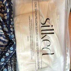 Silked pillow sleeve